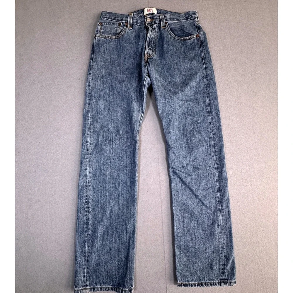 Levi's 501 Original Straight Leg Jeans Mens 32x32 Blue Button Fly Denim
